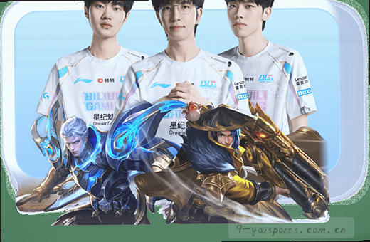 篮球撞击地板声与观众呐喊交织